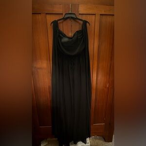 Elegant Black Evening Gown